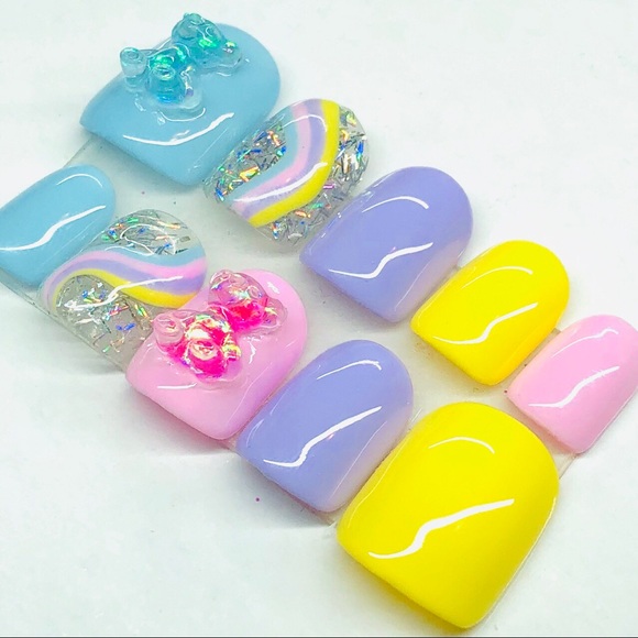 SHORT SQUARE BEARY CUTE PRESS ON NAILS - Picture 7 of 11